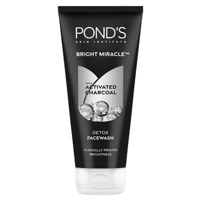 Pond's Bright Miracle Detox Face Wash with Activated Charcoal 200 ml - Face Washes