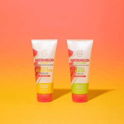 Petal Fresh Hydrating Watermelon Facial Cleasner With Hyaluronic Acid 200 ml - Scrubs & Exfoliants