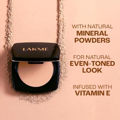 Lakme Forever Matte Compact, Smooth Finish, Lasts for 12 Hrs, Even Toned Look, Pearl, 9 gm - Compact Powder