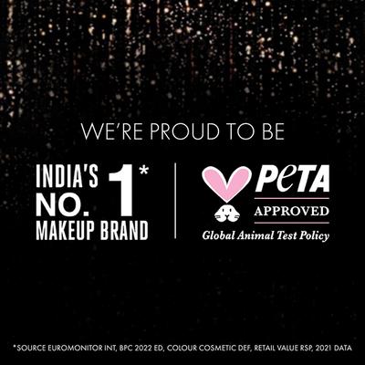 Lakme Absolute Explore Eye Paint Glittering Gold Dust 3 gm - Eyeshadow, Bases & Primers