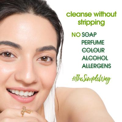 Simple Kind To Skin Refreshing Facial Wash 100 ml - Face Wash & Cleansers