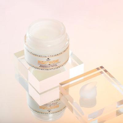 Nature Spell Vitamin C Glow Up Face Moisturiser 100 ml - Day Cream