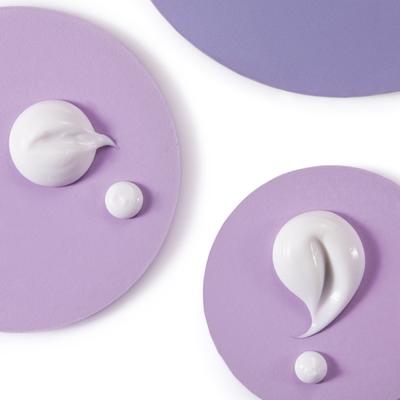 Sixam Glow Chief Glow Officer Serum-N-Cream With Spf 20 Pa++++ for All Skin Types 15 ml - Essences