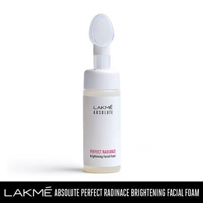 Lakme Perfect Radiance Brightening Facial Foam 150 ml - Facial Kits