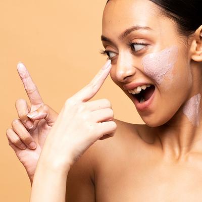 Indulgeo Essentials Ouch Exfoliating Dry Facial Cleanser 15's - Face Wash & Cleansers