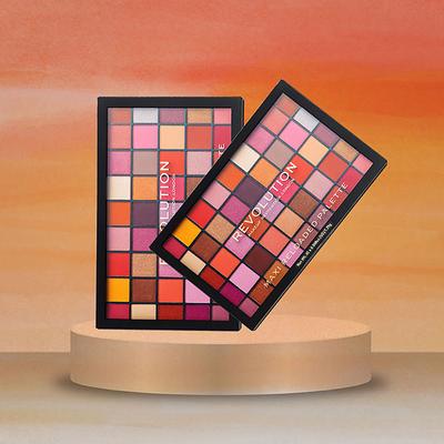 Makeup Revolution Maxi Reloaded Eyeshadow Palette - Big Big Love 60.75 gm - Eyeshadow, Bases & Primers