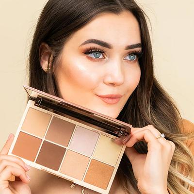 Makeup Revolution X Roxxsaurus Highlight & Contour Palette 20 gm - Contour