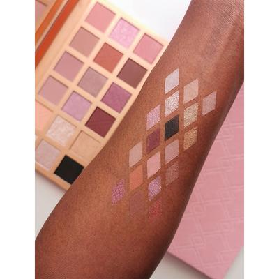 XX Revolution luxx shadow palette xxpectation 18 gm - Face Palettes
