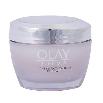 Olay Day Cream Luminous Moisturiser (Spf 15 Pa++) 50 gm - Day Cream