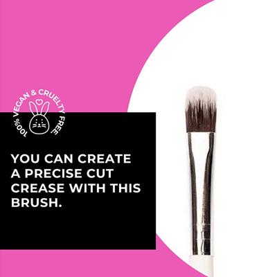 Plume P11 Flat Synthetic Cut Crease Eye Brush 1's - Eye Brush