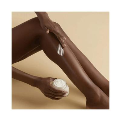 L'Occitane Almond Milk Concentrate 200 ml - Lotions & Creams