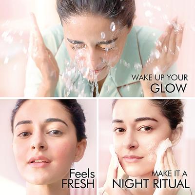 Lakme Blush and Glow Refreshing Face Wash with Vitamin C Serum and Kiwi Fruit Extracts 150 gm - Face Wash & Cleansers