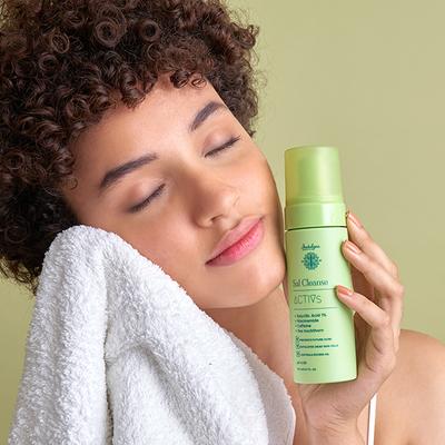 Indulgeo Essentials Sal Cleanse - Salicylic Acid Foaming Face Wash 150 ml - Face Washes