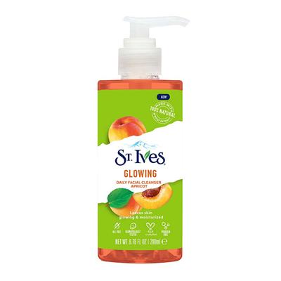 St. Ives Glowing Daily Facial Cleanser Apricot 200 ml - Face Wash & Cleansers