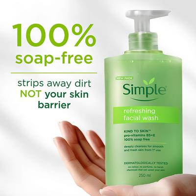 Simple Refreshing Facial Wash, 100% Soap-Free Perfect for Sensitive Skin 250 ml - Face Wash & Cleansers