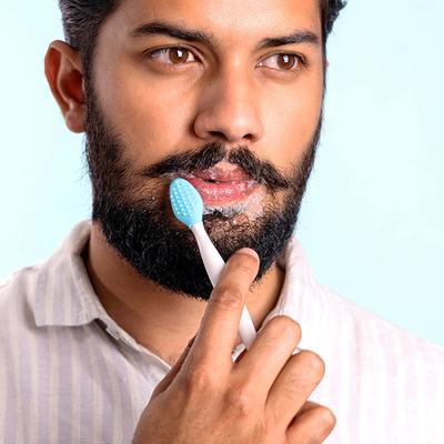 ALANNA Intense Lightening and Hydrating Lip Wash and Lip Brush for Men 30 ml - Lip Scrubs