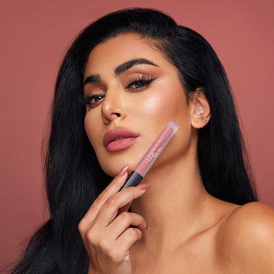 Huda Beauty Liquid Matte Ultra-Comfort Transfer-Proof Lipstick Bombshell 4.2 ml - Lipsticks
