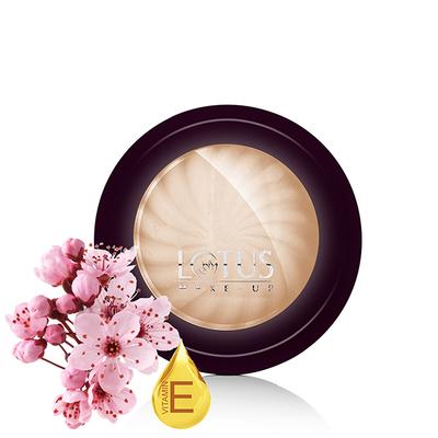 Lotus Makeup Proedit Slik Touch Perfecting Powder Almond Sp04 10 gm - Loose Powder