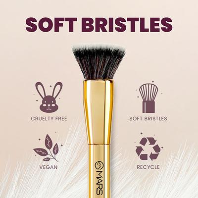 Mars Artist Arsenal Brush to Apply Makeup - Foundation Brush 1's - Face Brush