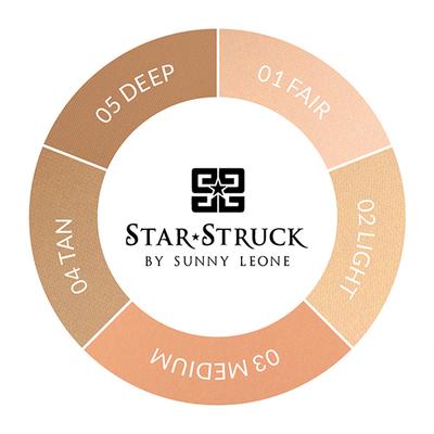 Star Struck by Sunny Leone Compact Powder 02 Light 9 gm - Compact Powder