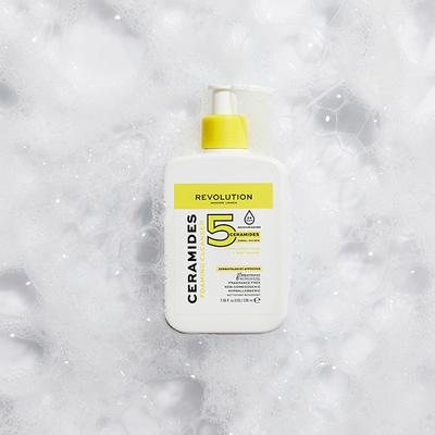 Makeup Revolution Skincare Ceramides Foaming Cleanser 236 ml - Face Wash & Cleansers