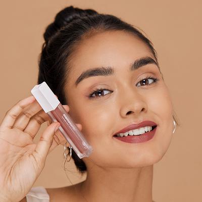 Mamaearth Feather Light Liquid Matte Lipstick with Coconut & Vitamin E for 16-Hour Long Stay (Weightless & Non-Drying) - 03 Nude Tea 3.5 ml - Lipsticks