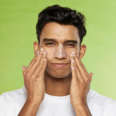 FAE Beauty SPF Juice with SPF 50+ PA++++ Sunscreen Formula, Hydrates Skin & Protects Broad Spectrum For All Skin Types 100 ml - Face Sunscreen