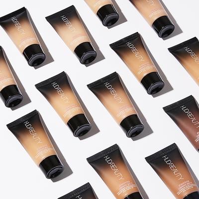 Huda Beauty Fauxfilter Luminous Matte Full Coverage Liquid Foundation Mini 220N Custard 15 ml - Foundation