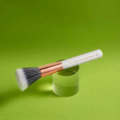 Pigment Play Large Stippling Brush 1's - Face Brush