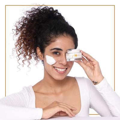 Plum Chamomile and White Tea Glow-Getter Face Mask 60gm - Masks & Peels