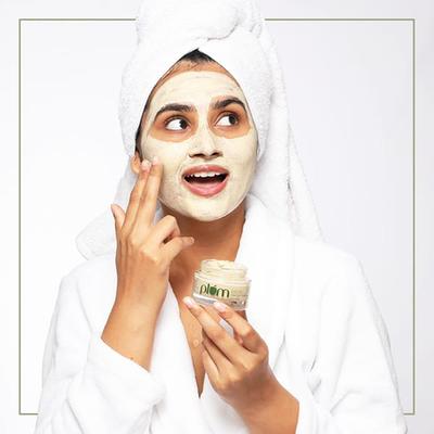 Plum Green Tea Clear Face Mask 60 gm - Masks & Peels