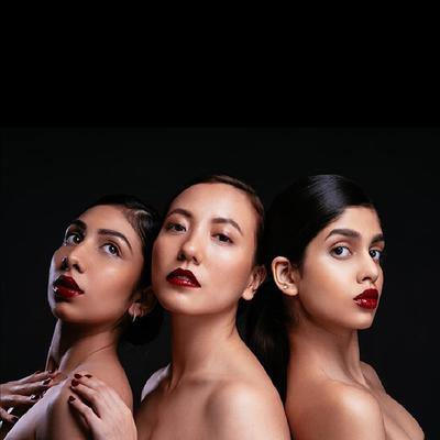 Nyor Spotlight Deep Maroon Plumping Lip Colour 5 ml - Lipstick Primers & Plumpers