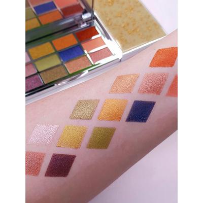 XX Revolution crystalxx shadow palette karat 10 gm - Face Palettes