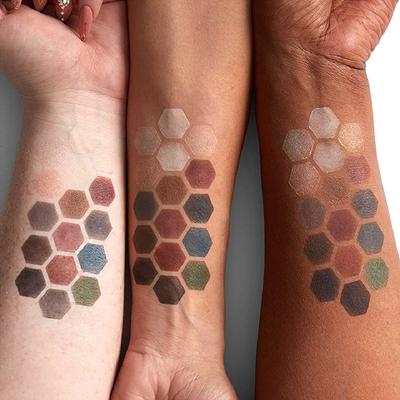 Nyx Professional Makeup Ultimate Shadow Palette - Smoky And Highlight 13.28 gm - Eyeshadow, Bases & Primers