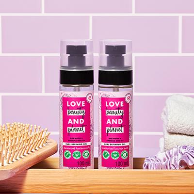 Love Beauty and Planet Rice Water and Angelica Seed Oil Curl Defining Gel 100 ml - Hair Gels & Waxes