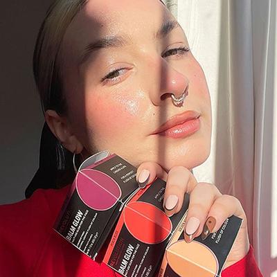 Makeup Revolution Balmglow Bare Pink 32 gm - Blushes