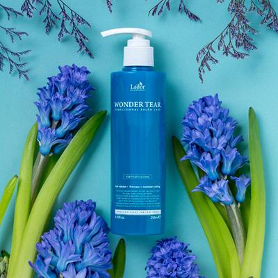 Lador Wonder Tear (50 Seconds Moisture Bonding Clinic Treatment) 250 ml - Conditioners