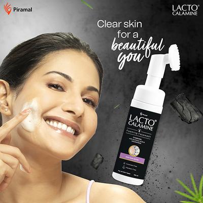 Lacto Calamine Charcoal Foaming Face Wash, Deep Skin Detox, Cleanse Skin Impurities 150 ml - Face Wash & Cleansers