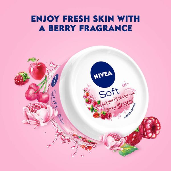 Nivea Soft Light Moisturiser - Berry Blossom 50 ml - Lotions & Creams