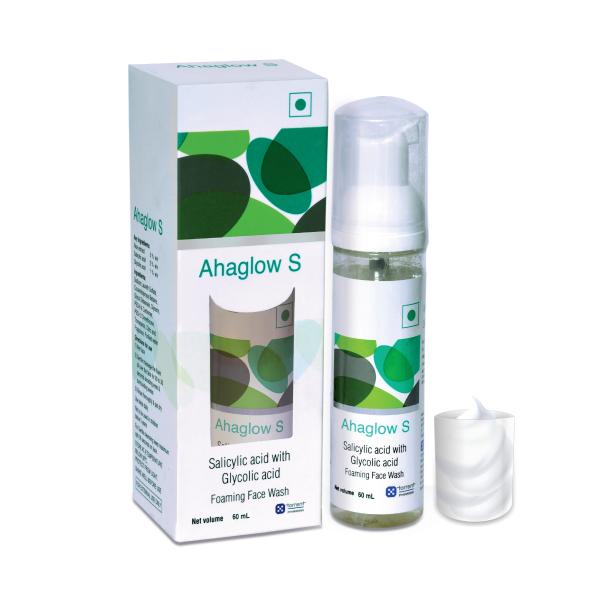 Netmeds | Ahaglow S Foaming Face Wash 60ml