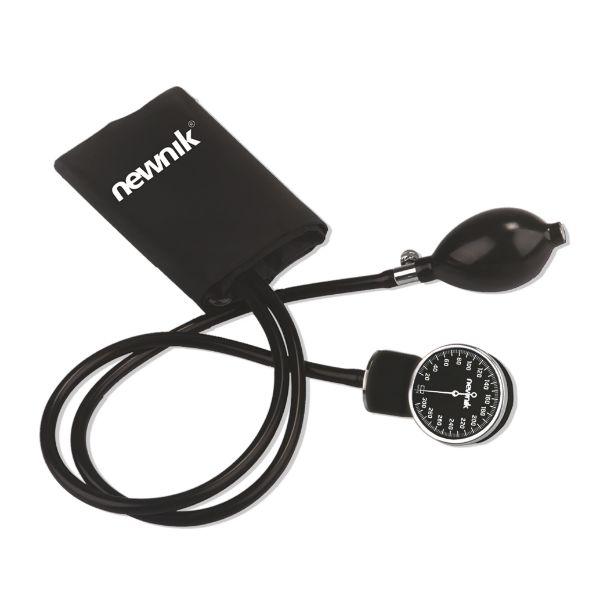 Newnik Aneroid Type Sphygmomanometer (SP602)