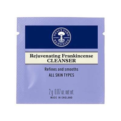 GWP Neal'S Yard Remedies Frankincense Cleanser Single Sachet 2 gm - Scrubs & Exfoliants