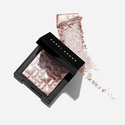 Bobbi Brown Highlighting Powder - Pink Glow 3 gm - Highlighters & Illuminators