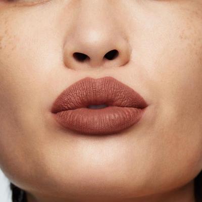 Smashbox BE LEGENDARY LINE AND PRIME PENCIL Medium Brown 1.2 gm - Lip Liners