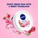 Nivea Soft Light Moisturiser - Berry Blossom 200 ml - Lotions & Creams